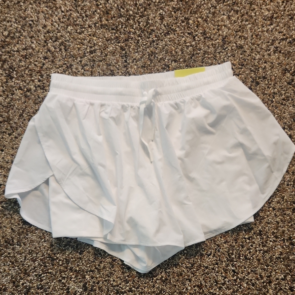 All in Motion Women's Bright White Athletic Shorts, Size M